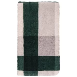 B&M Highland Green Check Sherpa Doublesided Throw 5 B&M Highland Green Check Sherpa Doublesided Throw - Image 3